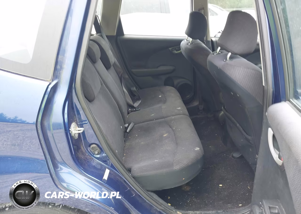 2012 Honda Fit Sport VIN:JHMGE8H57CC008371 - 8