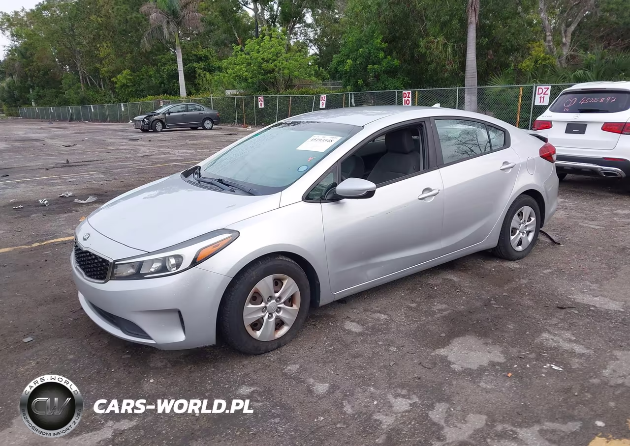 2017 Kia Forte Lx VIN:3KPFK4A73HE015702 - 2