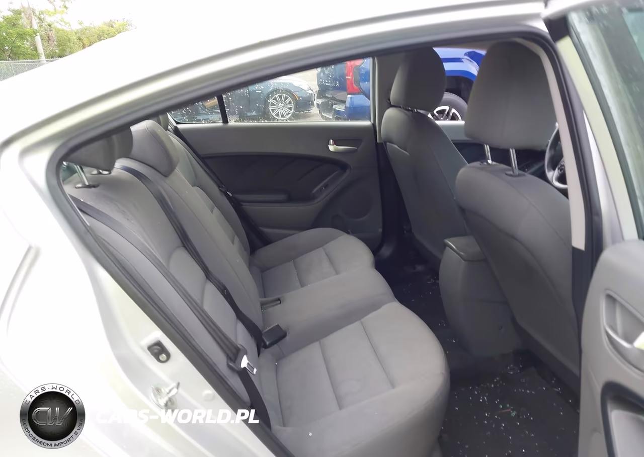 2017 Kia Forte Lx VIN:3KPFK4A73HE015702 - 8