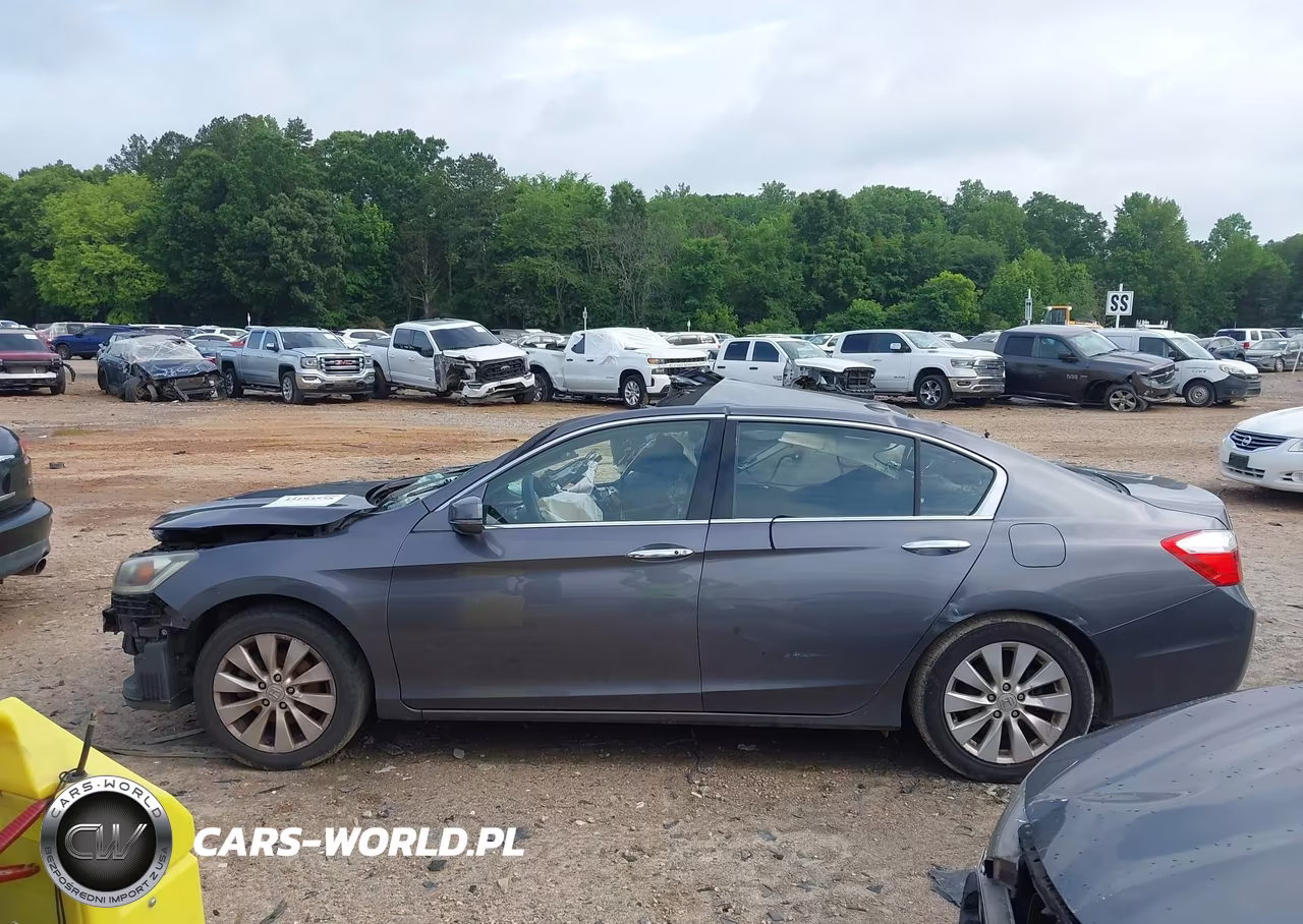 2015 Honda Accord Ex-L V-6 VIN:1HGCR3F82FA000944 - 13