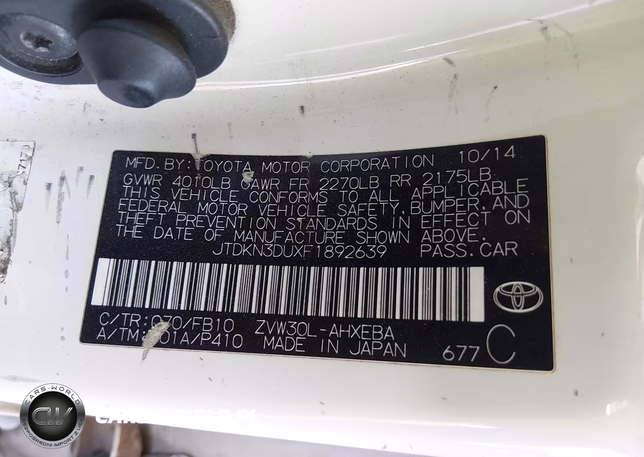 2015 Toyota Prius Two VIN:JTDKN3DUXF1892639 - 9