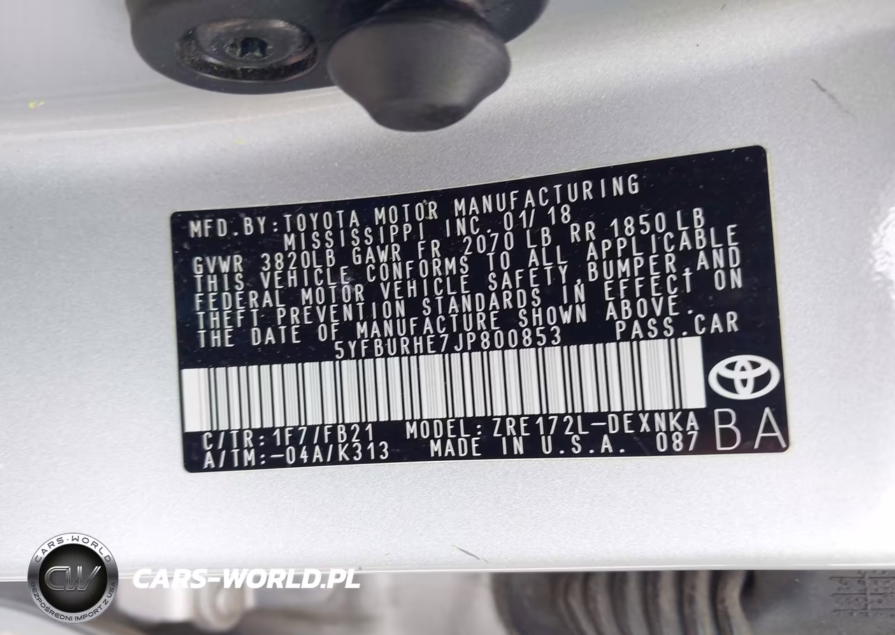 2018 Toyota Corolla Le VIN:5YFBURHE7JP800853 - 9