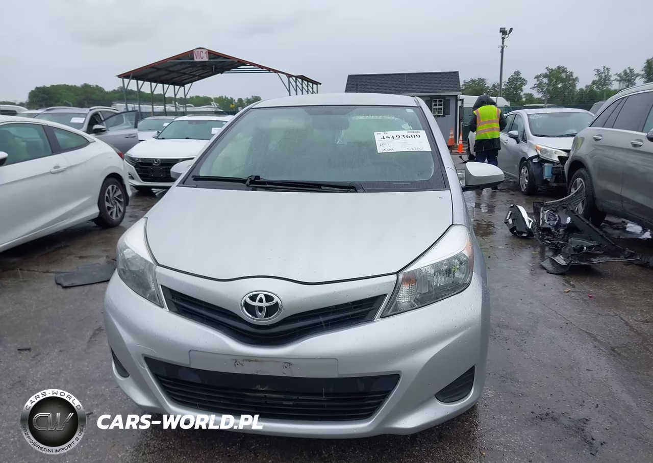 2013 Toyota Yaris Le VIN:JTDKTUD3XDD558996 - 12