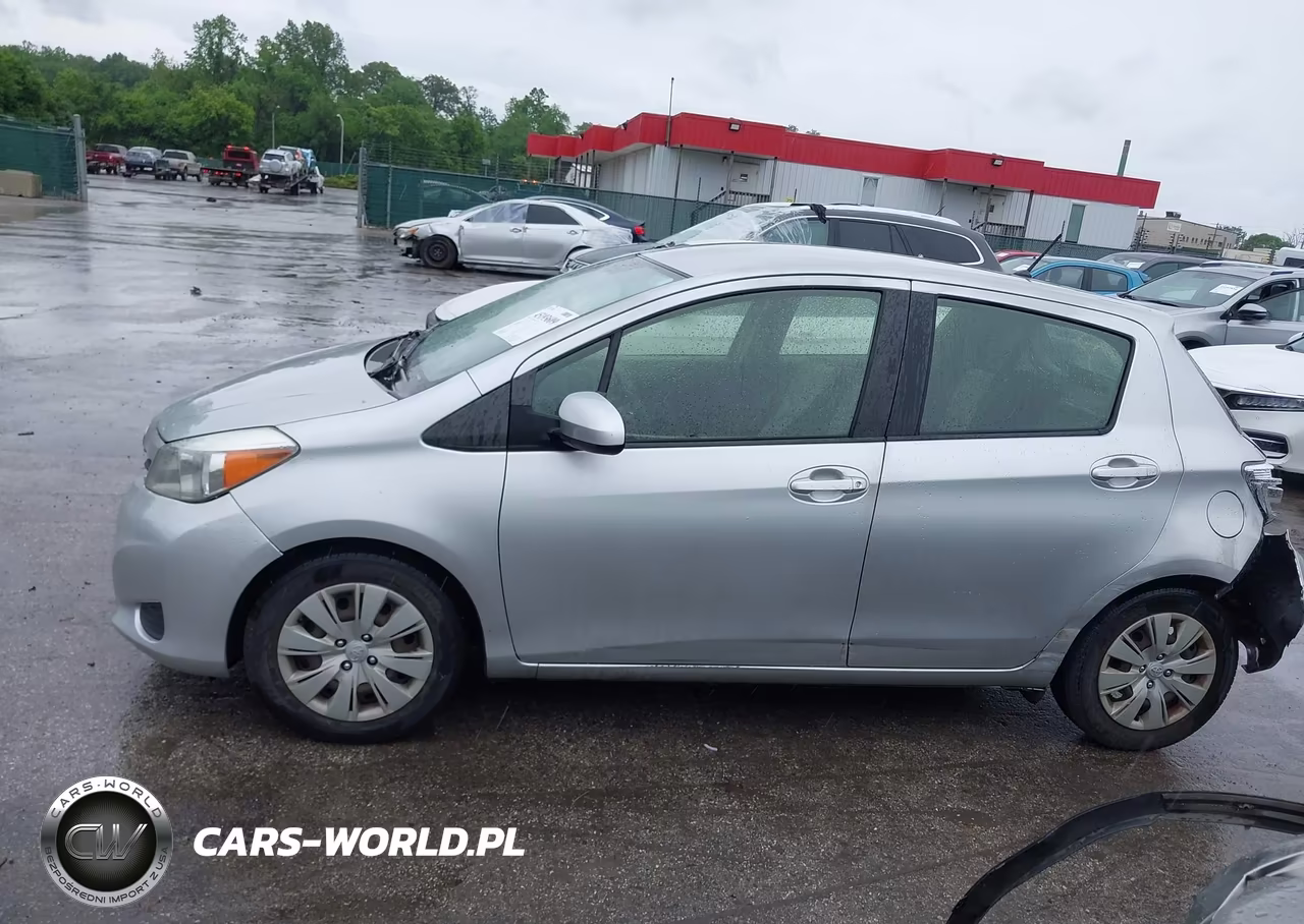 2013 Toyota Yaris Le VIN:JTDKTUD3XDD558996 - 14