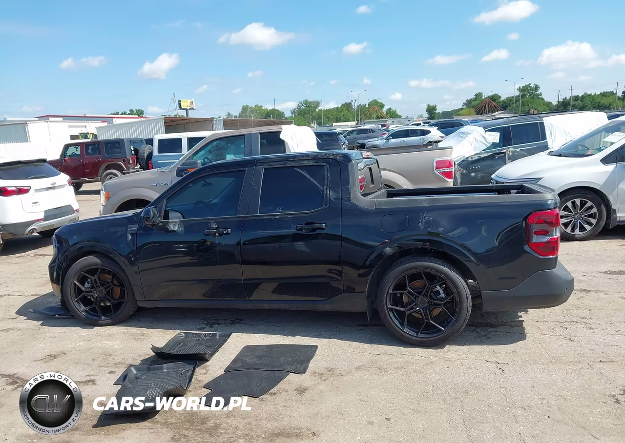 2025 Ford Maverick Lariat VIN:3FTTW8SA5SRB37129 - 14