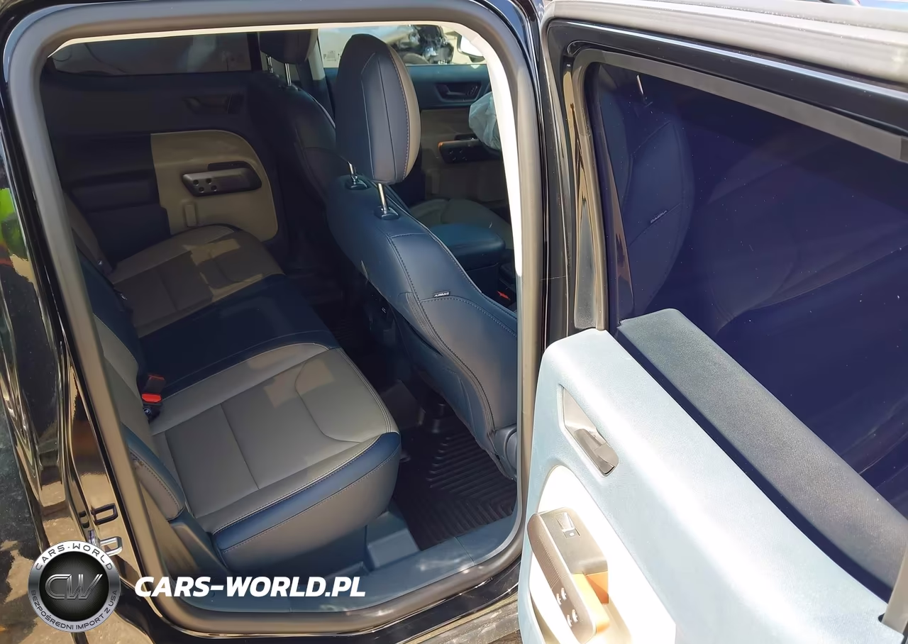 2025 Ford Maverick Lariat VIN:3FTTW8SA5SRB37129 - 8