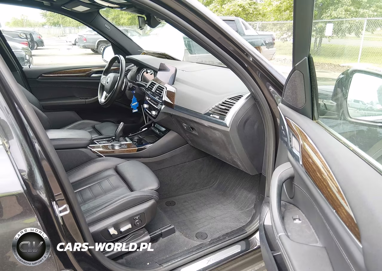 2019 BMW X3 xDrive30I VIN:5UXTR9C54KLE14223 - 5