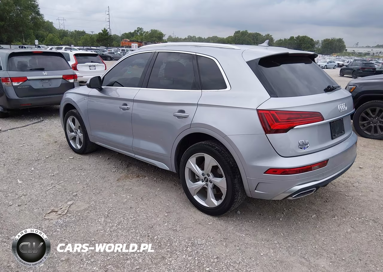 2022 Audi Q5 Premium Plus 45 Tfsi S Line Quattro S Tronic VIN:WA1EAAFY2N2081529 - 3