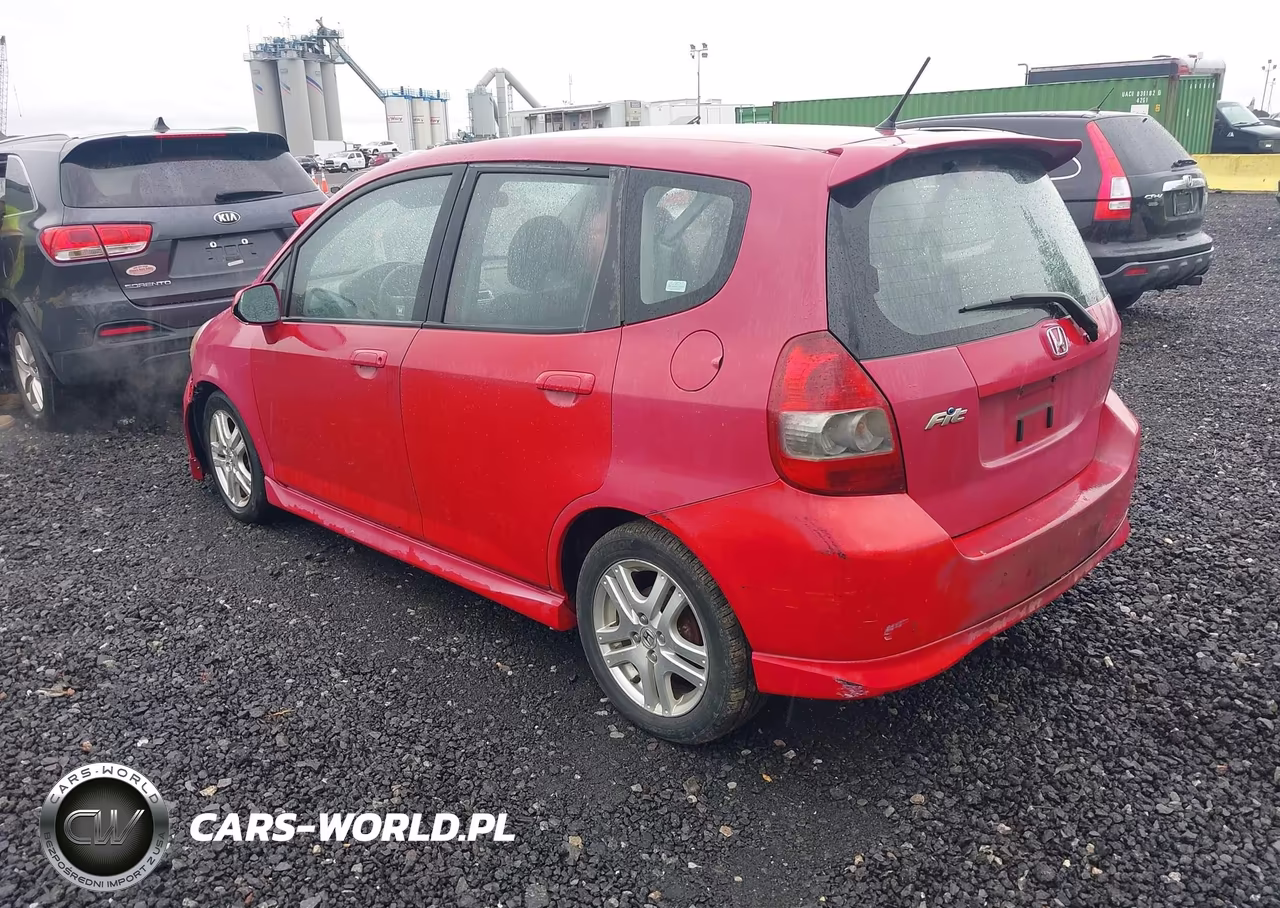 2007 Honda Fit Sport VIN:JHMGD38647S027583 - 3