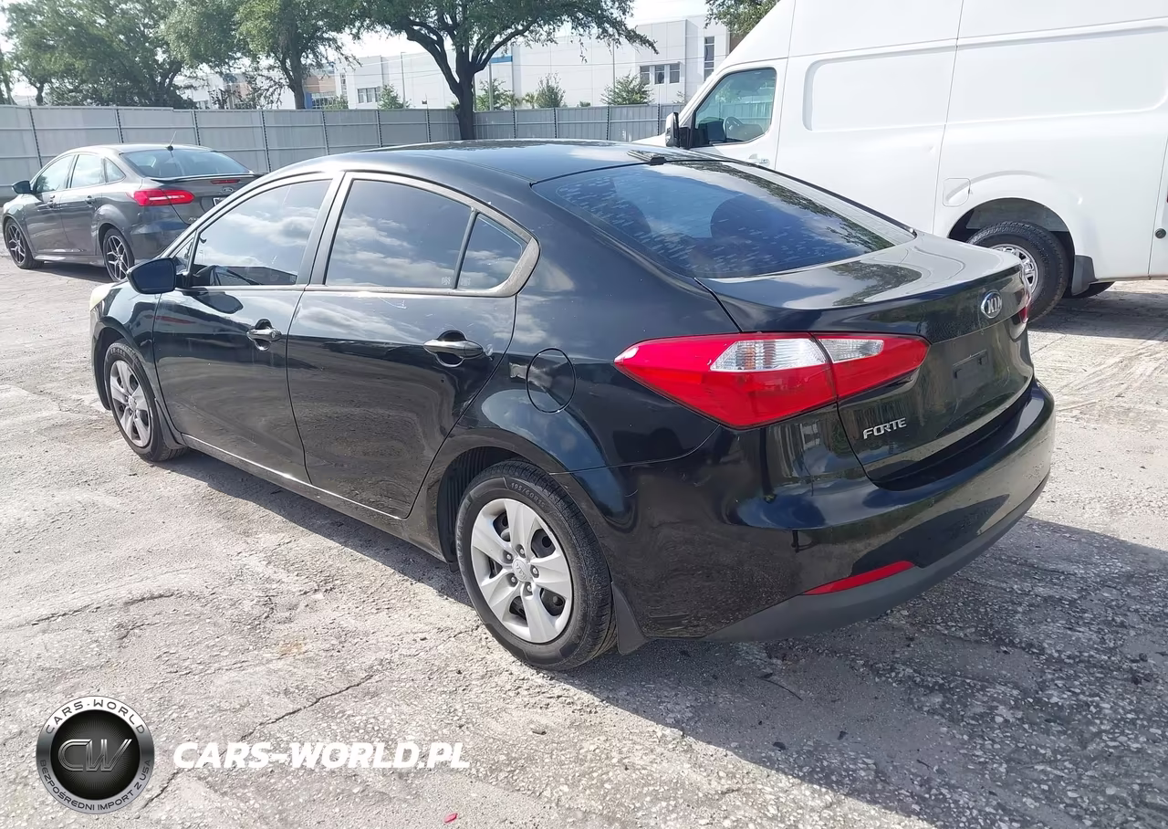 2016 Kia Forte Lx VIN:KNAFK4A61G5565219 - 3