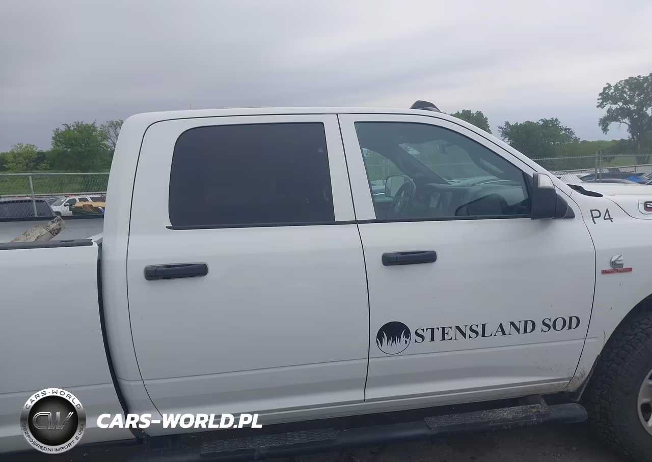 2022 Ram 2500 Tradesman 4X4 8' Box VIN:3C6UR5HL4NG237930 - 13