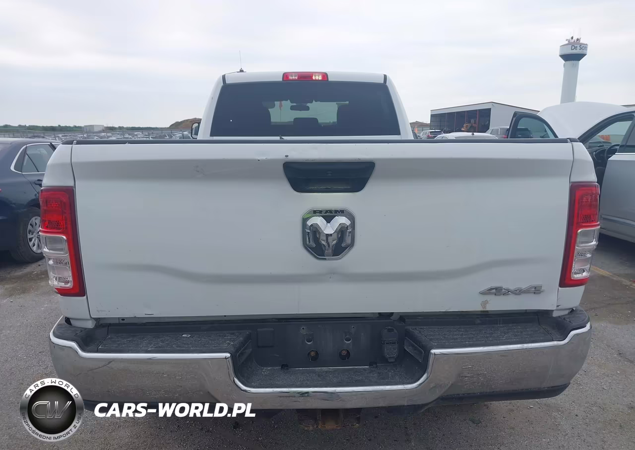 2022 Ram 2500 Tradesman 4X4 8' Box VIN:3C6UR5HL4NG237930 - 16