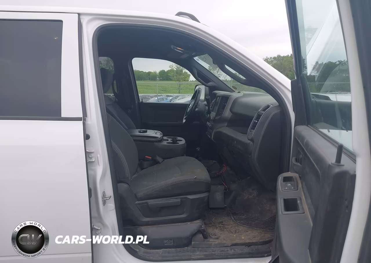 2022 Ram 2500 Tradesman 4X4 8' Box VIN:3C6UR5HL4NG237930 - 5