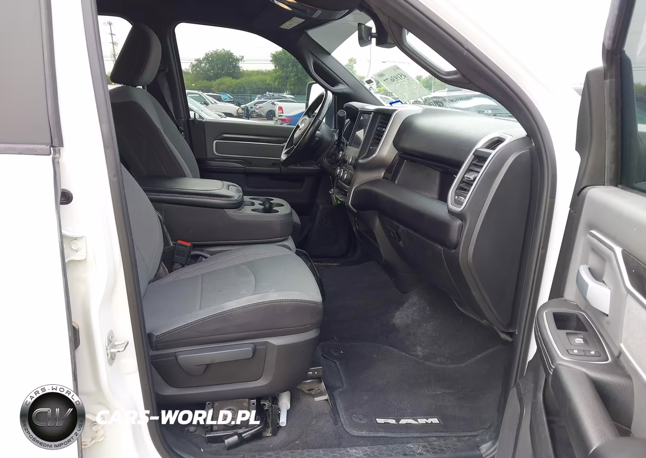 2023 Ram 2500 Big Horn 4X4 6'4 Box VIN:3C6UR5DL4PG603023 - 5