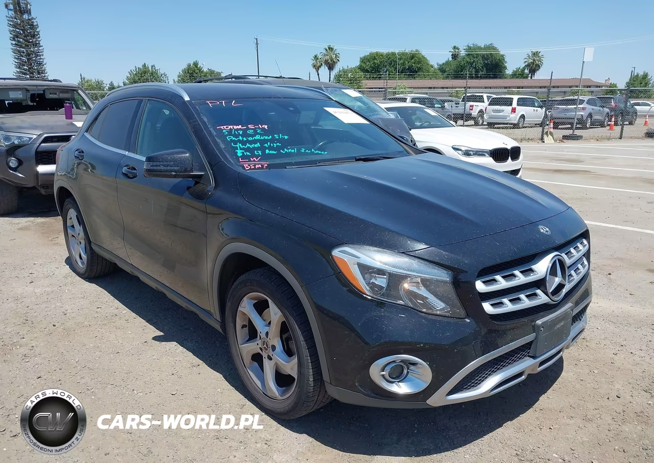 2018 Mercedes-Benz Gla 250 4Matic – zdjęcie 1 z 16