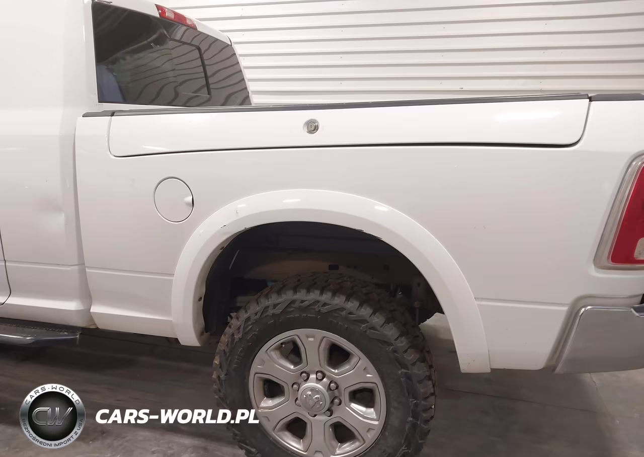 2014 Ram 2500 Laramie VIN:3C6UR5NL9EG320323 - 18