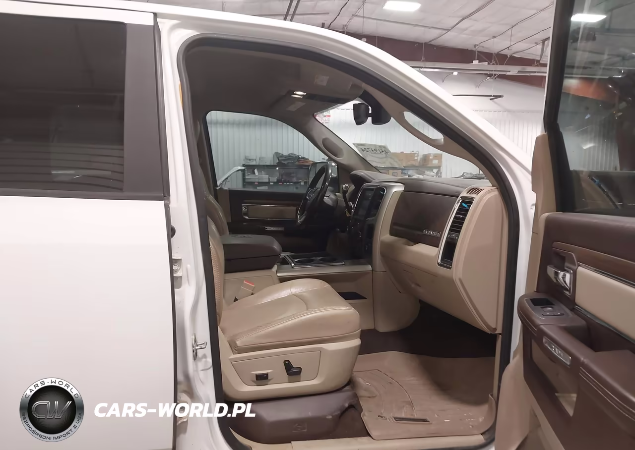 2014 Ram 2500 Laramie VIN:3C6UR5NL9EG320323 - 5