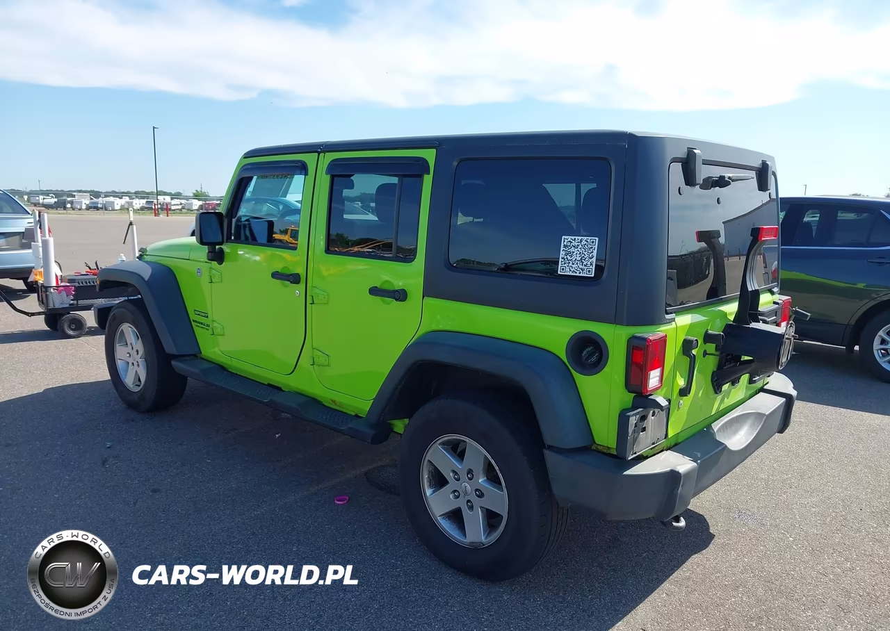2013 Jeep Wrangler Unlimited Sport VIN:1C4BJWDG4DL547616 - 3