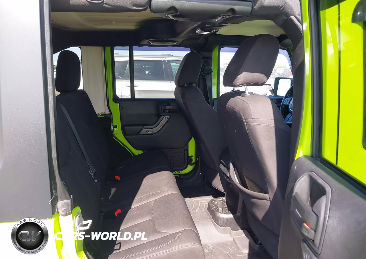 2013 Jeep Wrangler Unlimited Sport VIN:1C4BJWDG4DL547616 - 8
