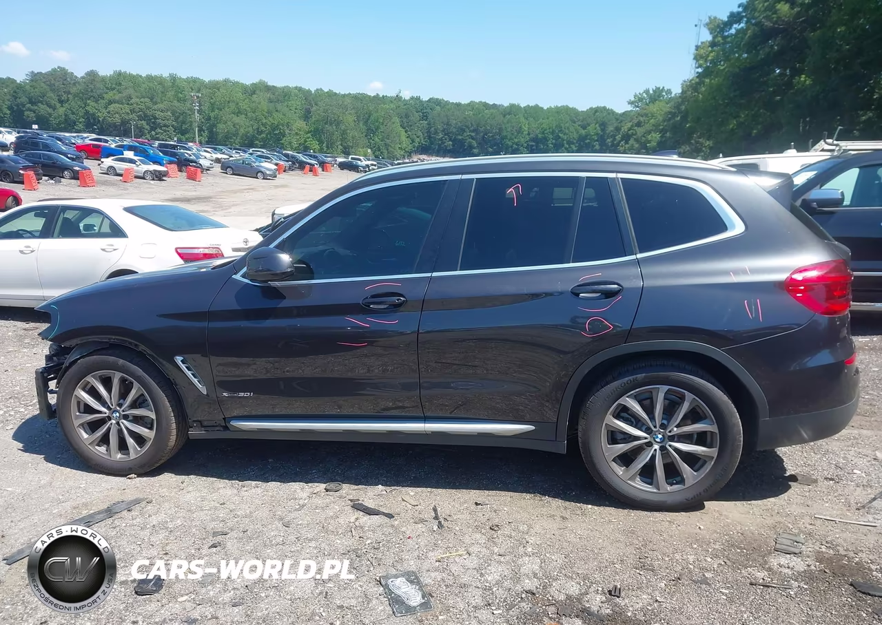 2018 BMW X3 xDrive30I VIN:5UXTR9C56JLD64925 - 14