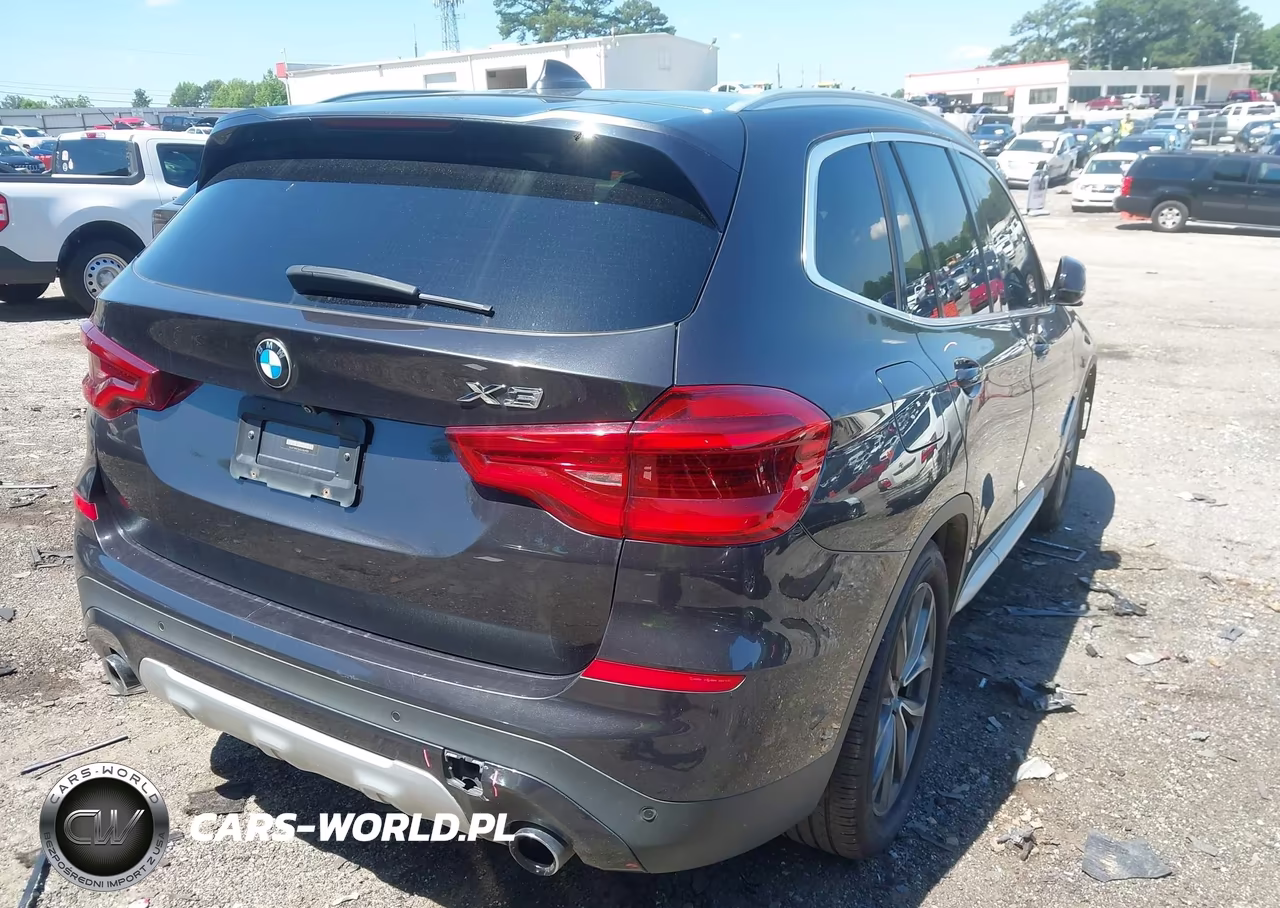 2018 BMW X3 xDrive30I VIN:5UXTR9C56JLD64925 - 4