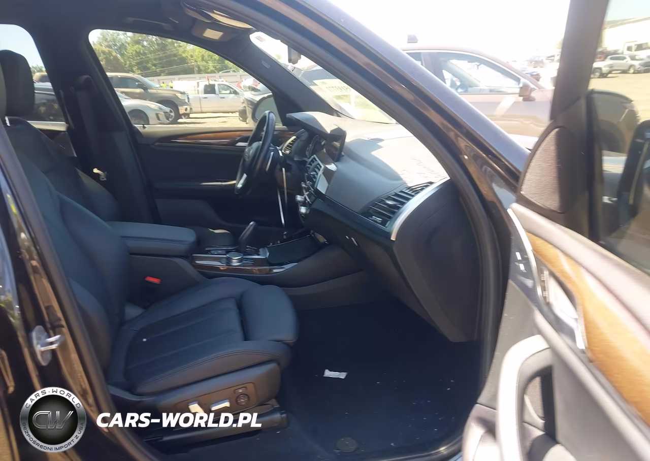 2018 BMW X3 xDrive30I VIN:5UXTR9C56JLD64925 - 5