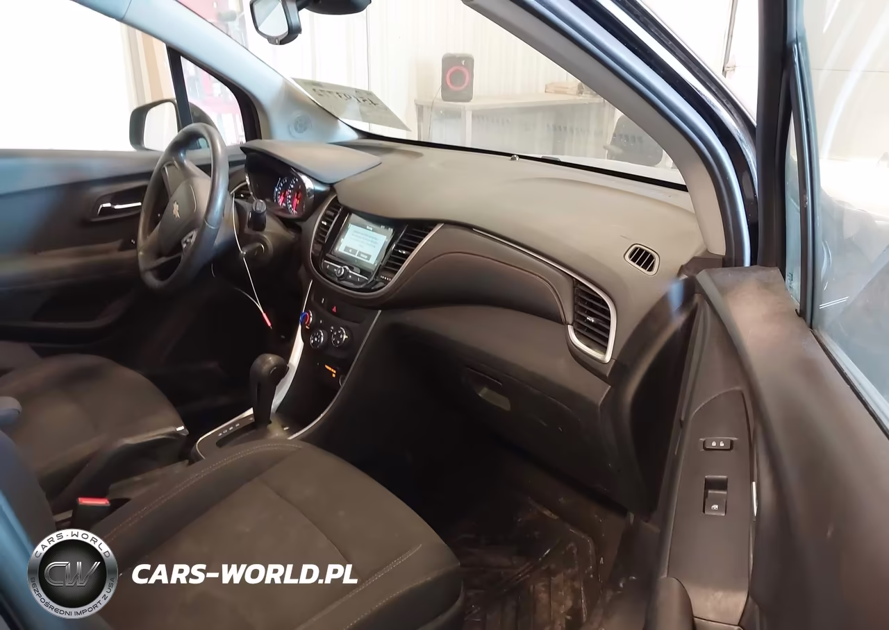 2017 Chevrolet Trax Ls VIN:3GNCJKSB7HL271826 - 5
