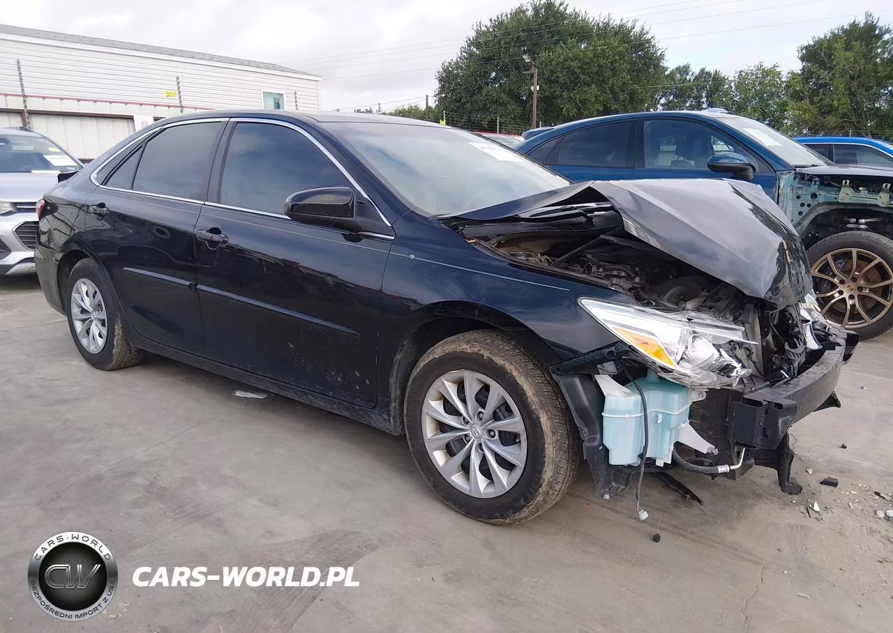 2015 Toyota Camry Le