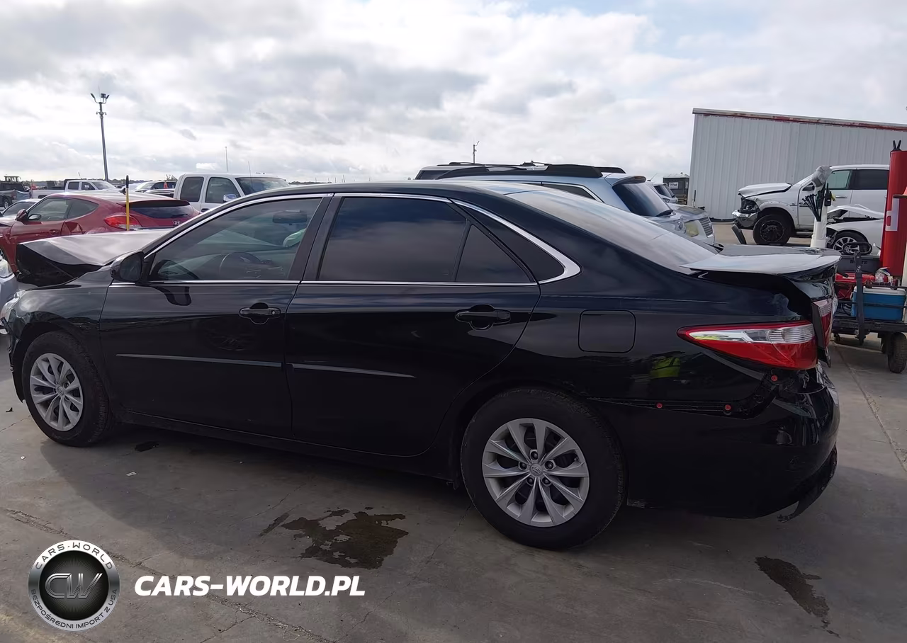 2015 Toyota Camry Le VIN:4T4BF1FK6FR475239 - 14