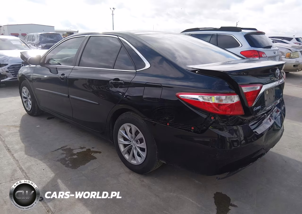 2015 Toyota Camry Le VIN:4T4BF1FK6FR475239 - 3