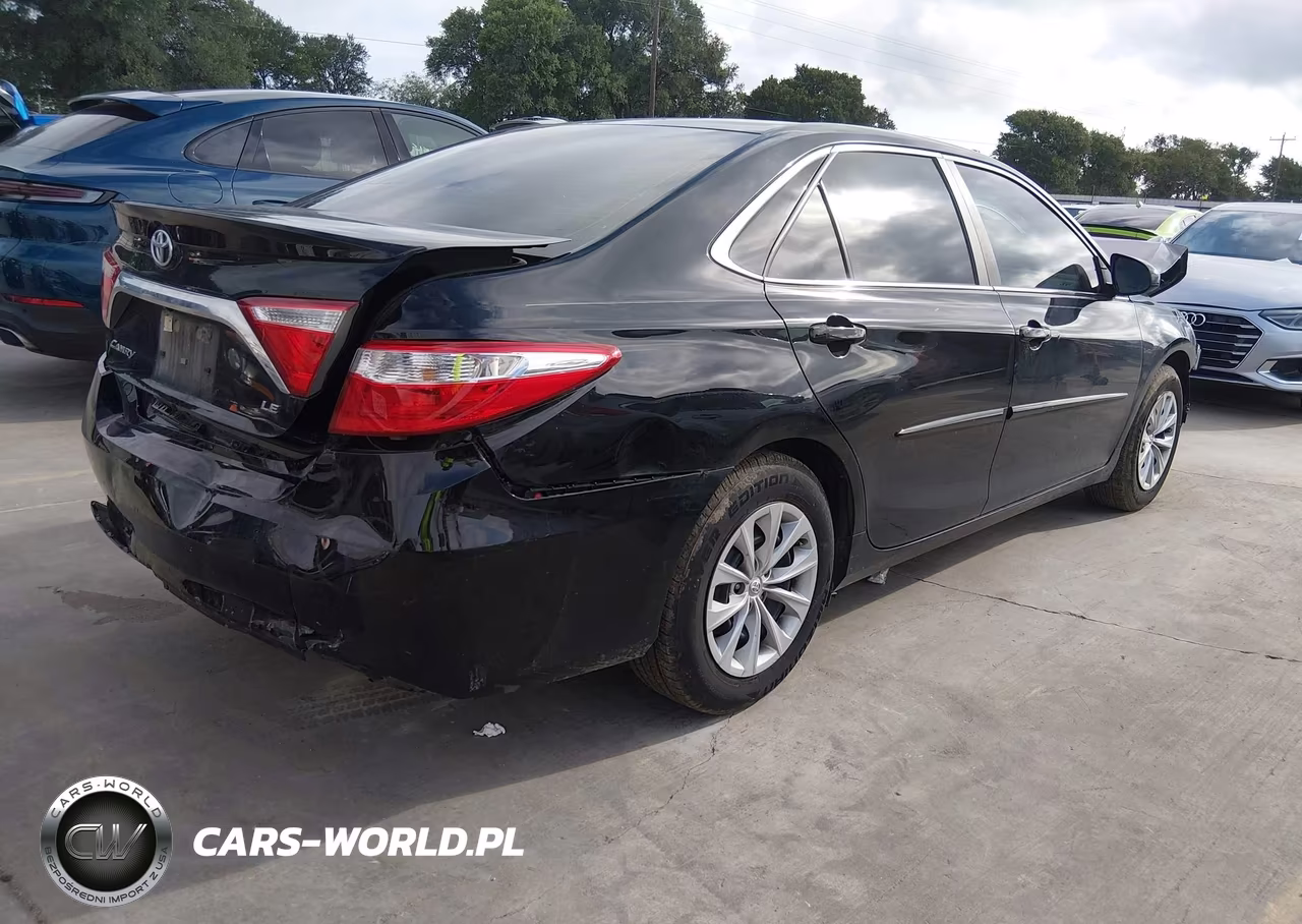 2015 Toyota Camry Le VIN:4T4BF1FK6FR475239 - 4