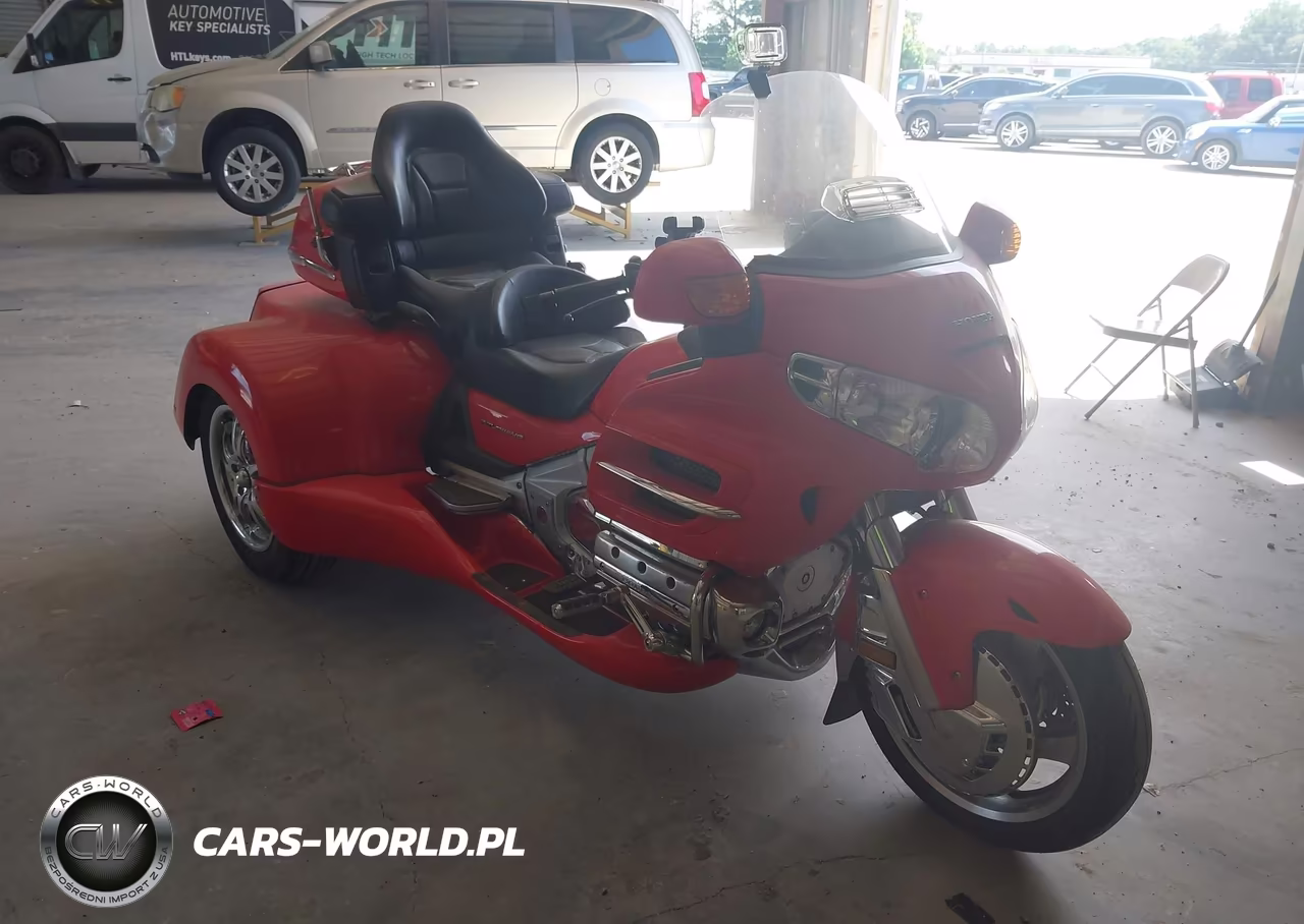 2004 Honda Gl1800