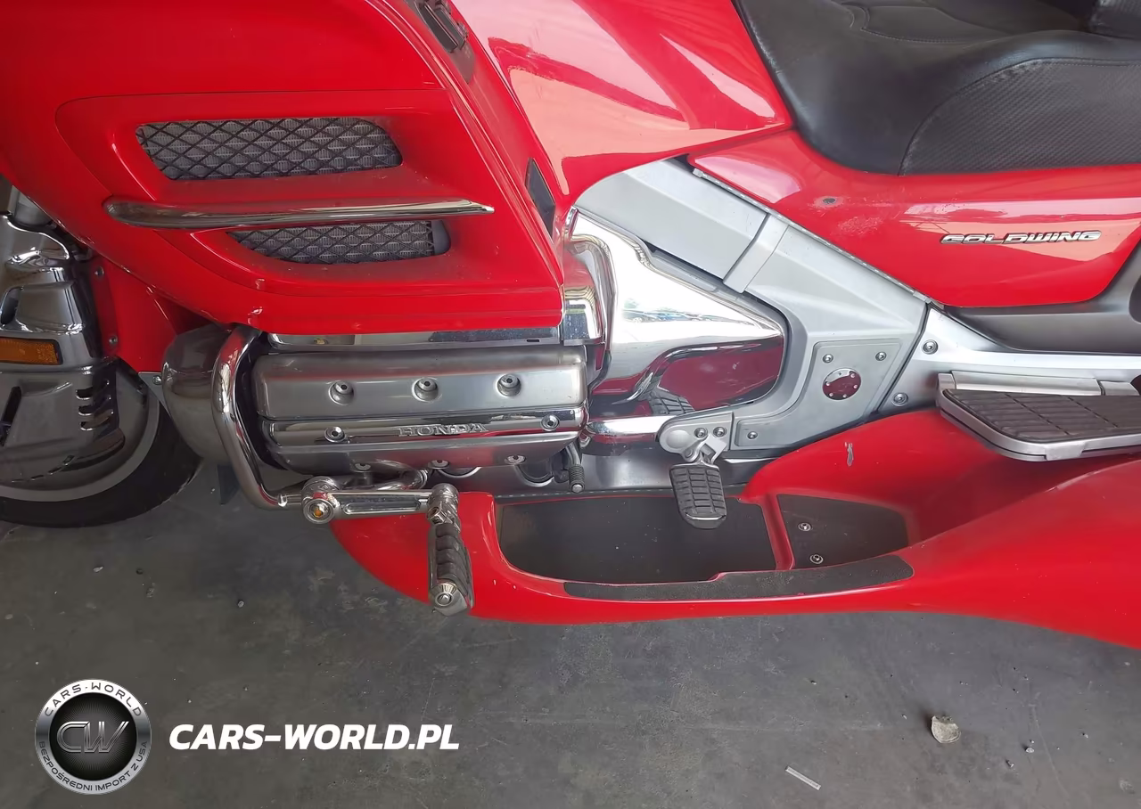 2004 Honda Gl1800 VIN:1HFSC470X4A301748 - 9