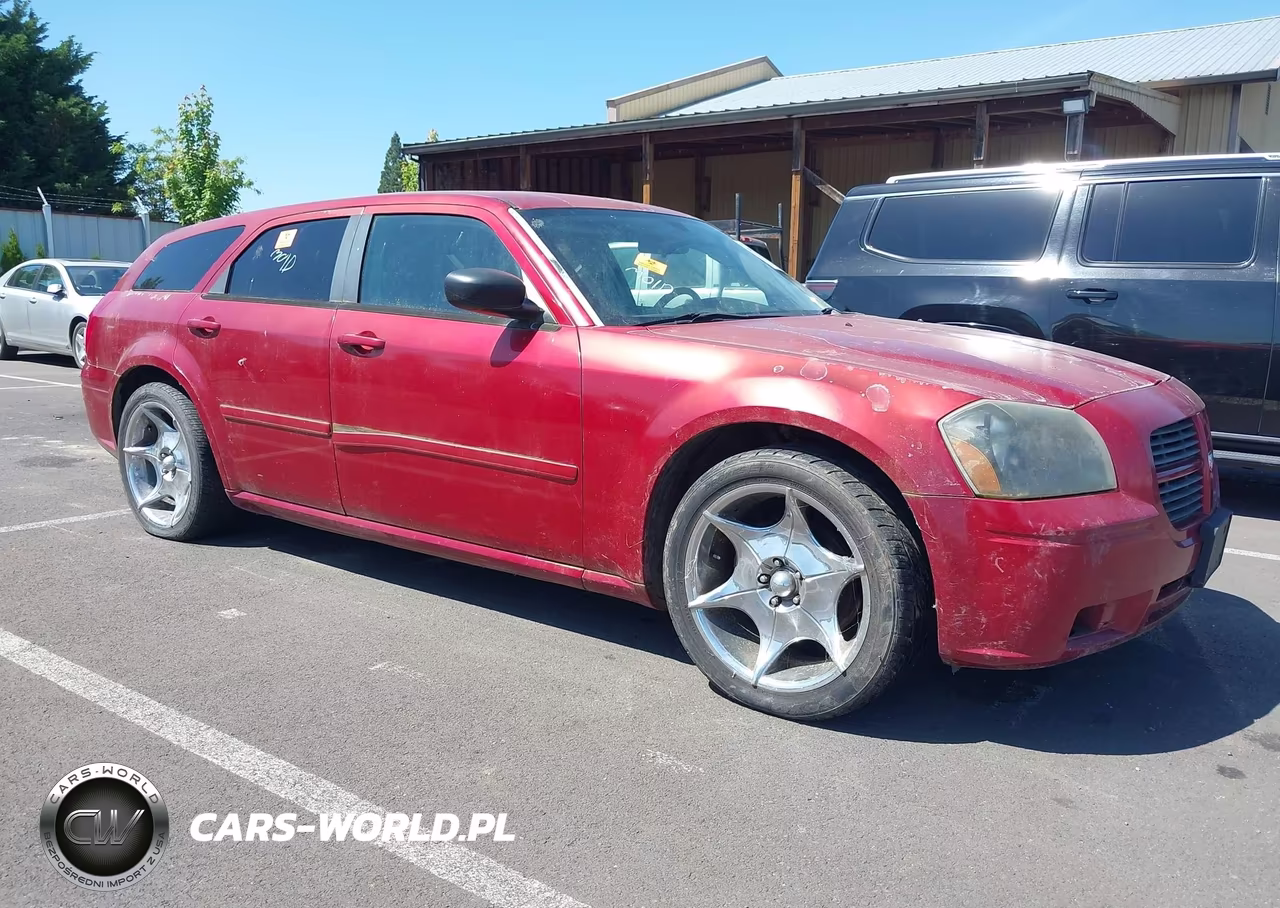 2005 Dodge Magnum Se
