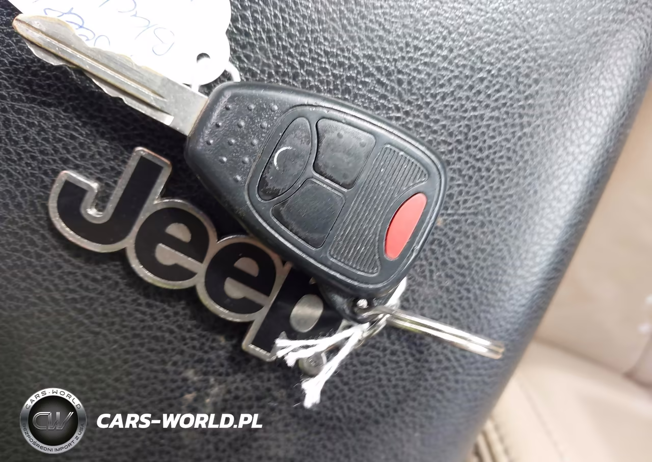 2014 Jeep Wrangler Unlimited Sahara VIN:1C4BJWEGXEL175134 - 11