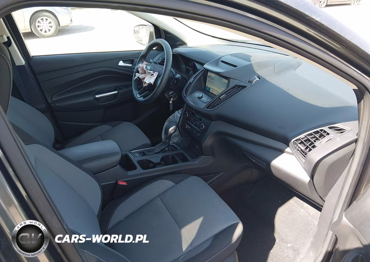 2018 Ford Escape Se VIN:1FMCU9GD3JUB23389 - 5