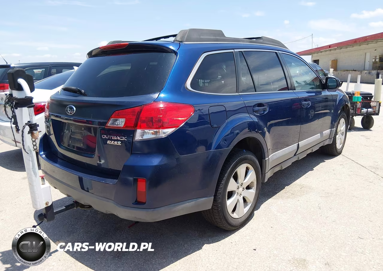 2010 Subaru Outback 2.5I Premium VIN:4S4BRBCC3A3367678 - 4
