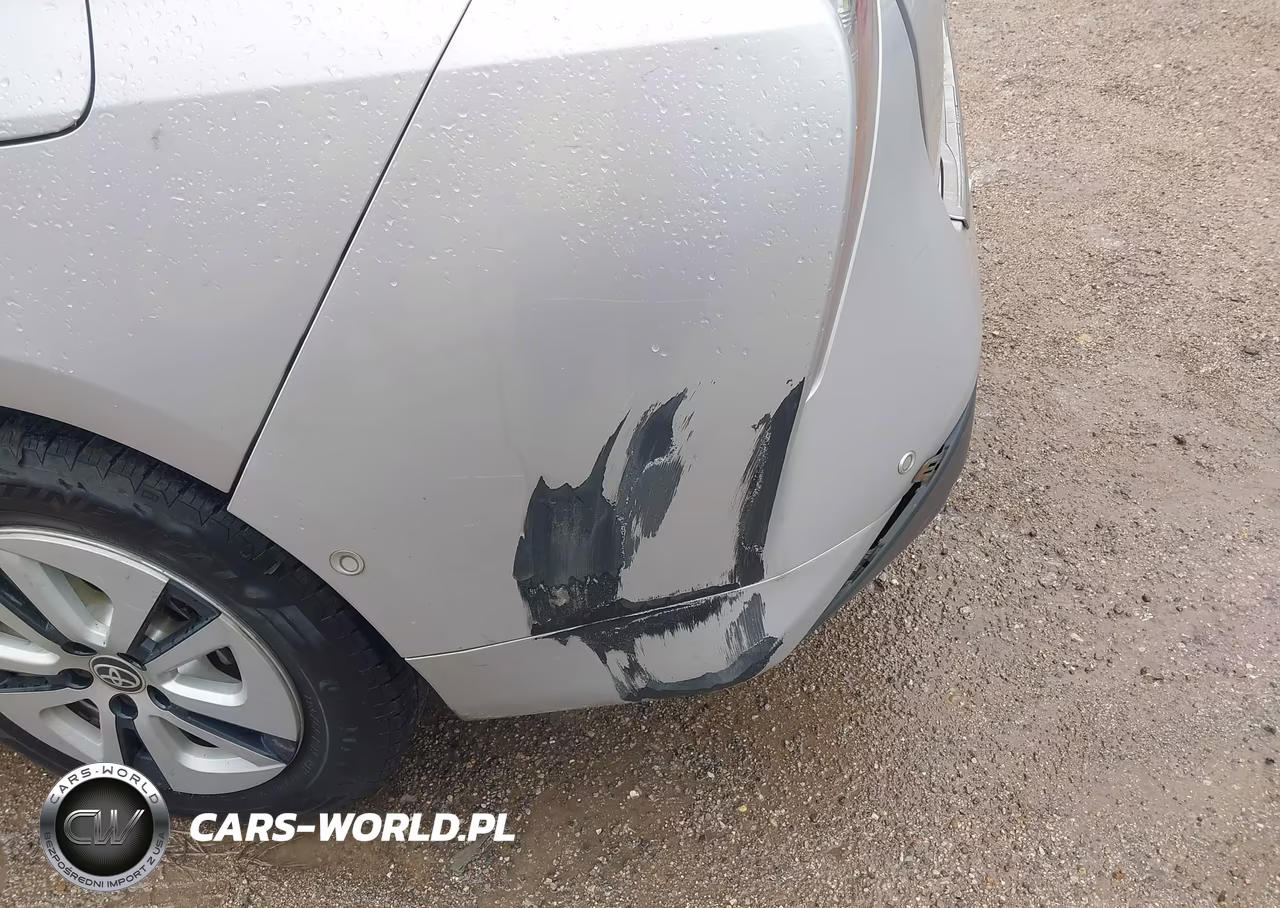 2018 Toyota Prius Two VIN:JTDKBRFU5J3081952 - 18