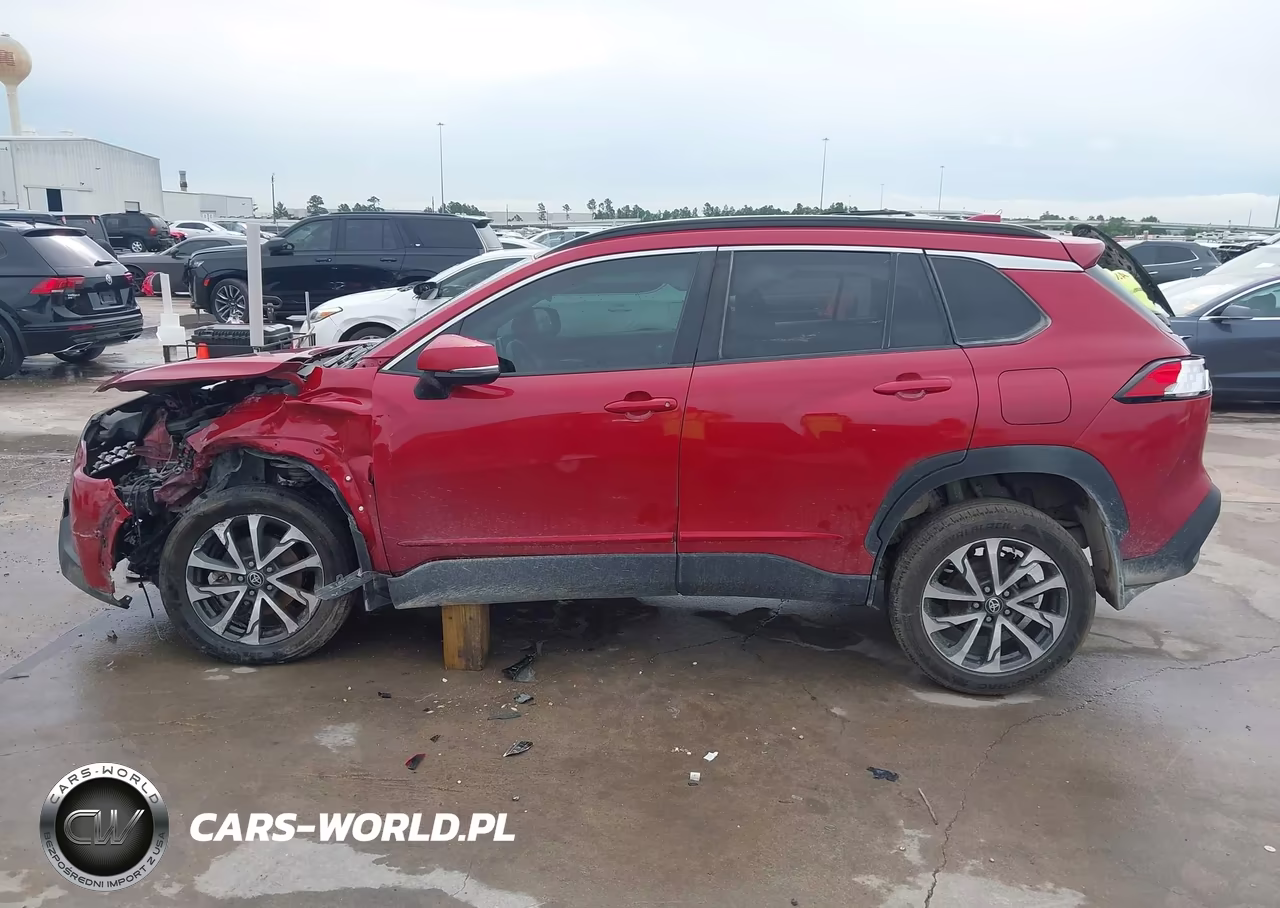 2022 Toyota Corolla Cross Xle VIN:7MUEAAAG0NV017007 - 14