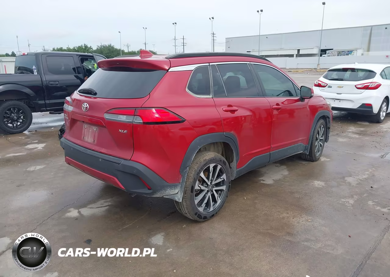 2022 Toyota Corolla Cross Xle VIN:7MUEAAAG0NV017007 - 4
