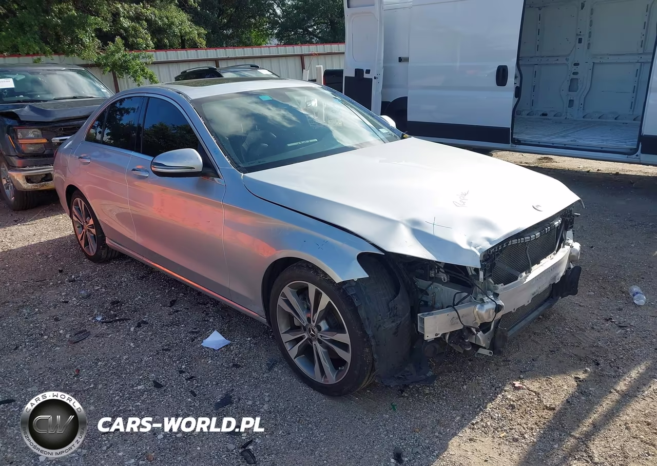 2020 Mercedes-Benz C 300