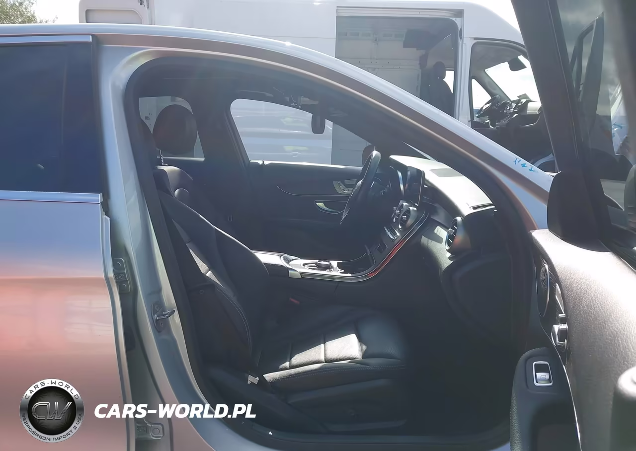 2020 Mercedes-Benz C 300 VIN:W1KWF8DB6LR575731 - 5