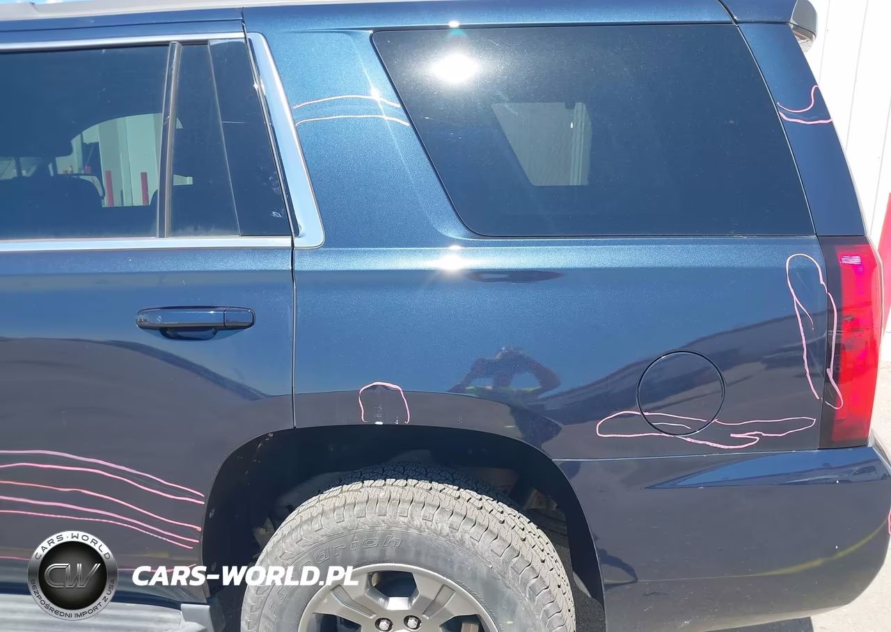 2018 Chevrolet Tahoe Ls VIN:1GNSKAEC5JR317630 - 13