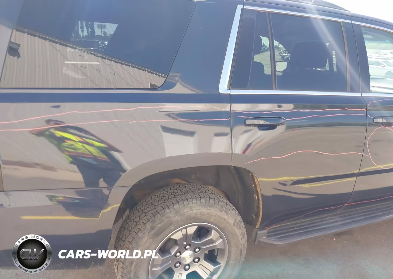 2018 Chevrolet Tahoe Ls VIN:1GNSKAEC5JR317630 - 15