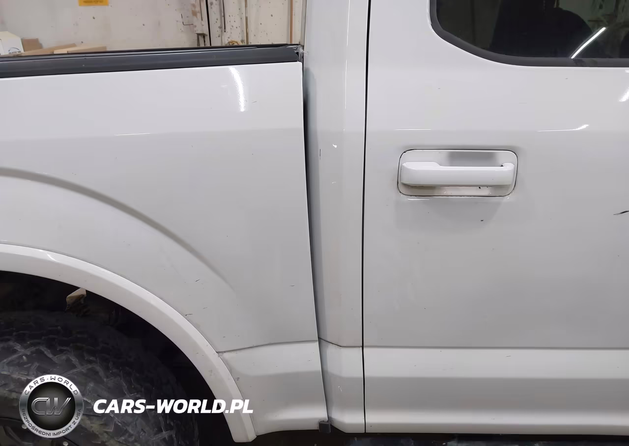 2019 Ford F-150 Xlt VIN:1FTEW1EP2KFC42787 - 18