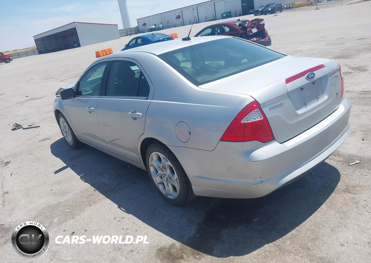 2010 Ford Fusion Se VIN:3FAHP0HA5AR361260 - 3