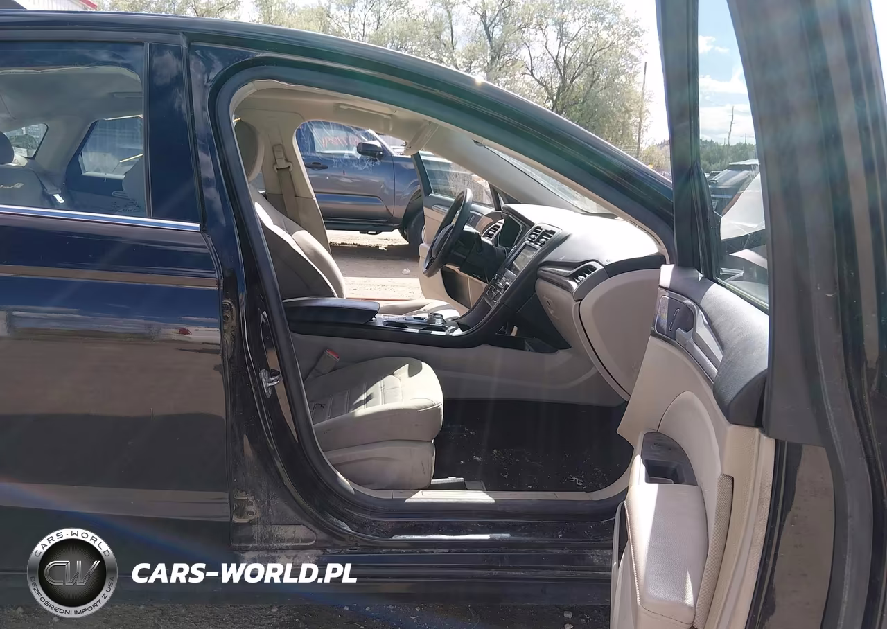 2020 Ford Fusion Se VIN:3FA6P0HD3LR247911 - 5