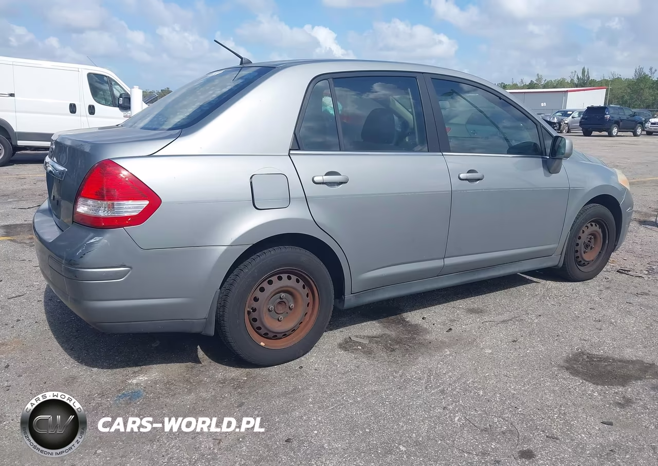 2008 Nissan Versa 1.8S VIN:3N1BC11E48L453927 - 4