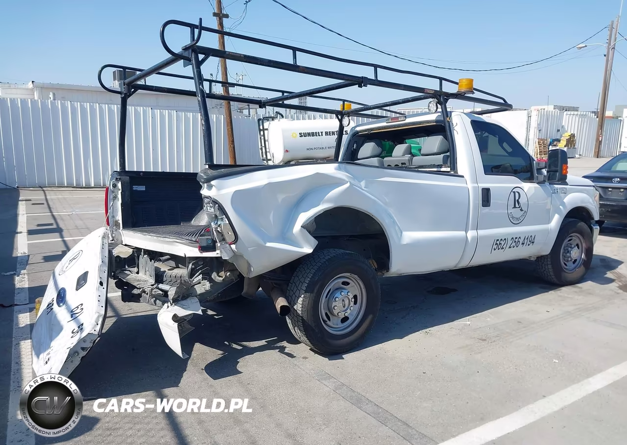 2016 Ford F-250 Xl VIN:1FTBF2A66GEB05449 - 4
