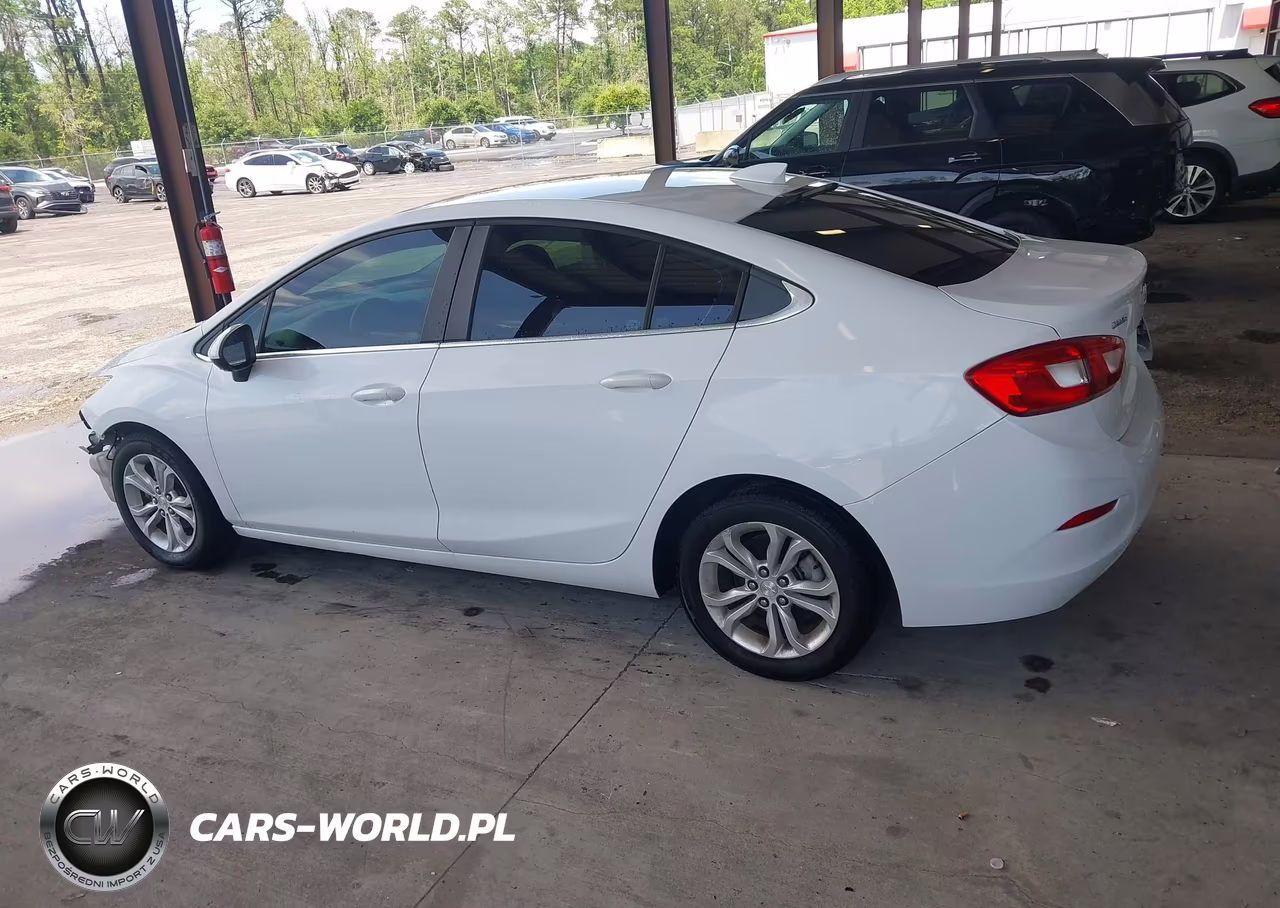 2019 Chevrolet Cruze Lt VIN:1G1BE5SM1K7118326 - 15